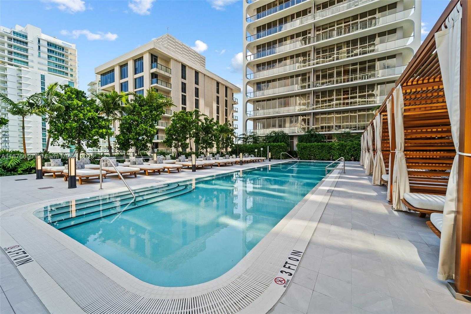 Small Image of 2678 TIGERTAIL AVE #2005, Coconut Grove Number 26