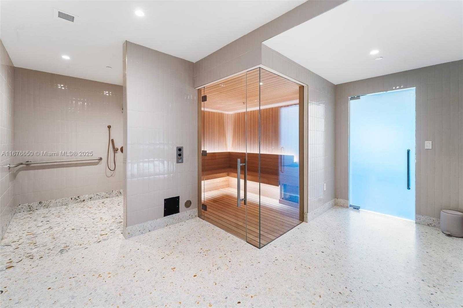 Small Image of 2678 TIGERTAIL AVE #2005, Coconut Grove Number 36