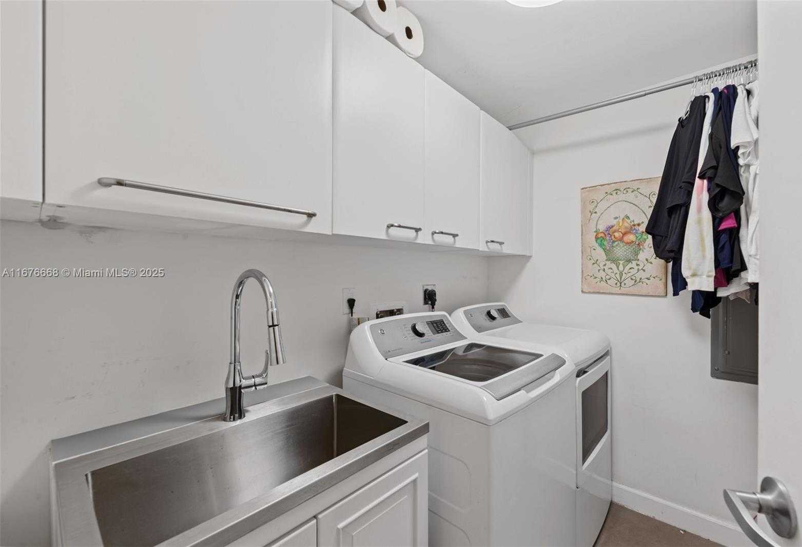 Small Image of 3101 SOUTH OCEAN DR #707, Hollywood Number 42