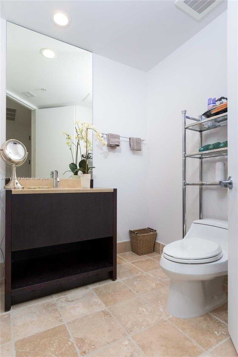 Small Image of 18201 COLLINS AVE #4208, Sunny Isles Beach Number 14