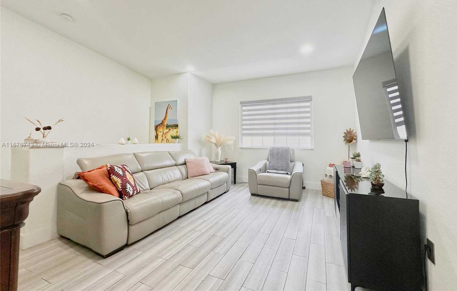 Small Image of 8100 WEST 28TH CT #210, Hialeah Number 6