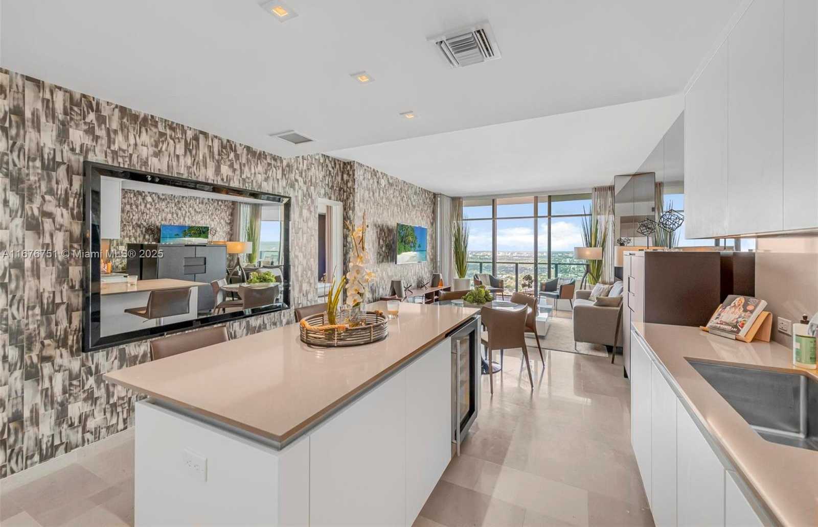 Small Image of 88 SOUTH WEST 7TH ST #3806, Miami Number 12