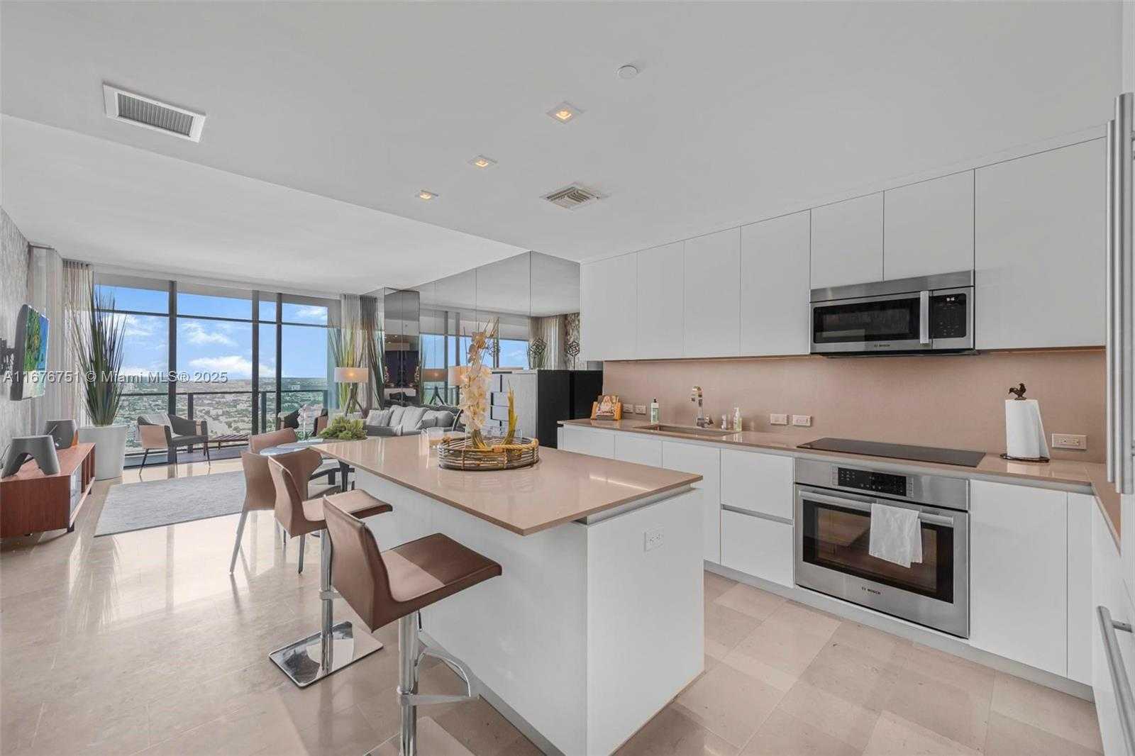 Small Image of 88 SOUTH WEST 7TH ST #3806, Miami Number 9