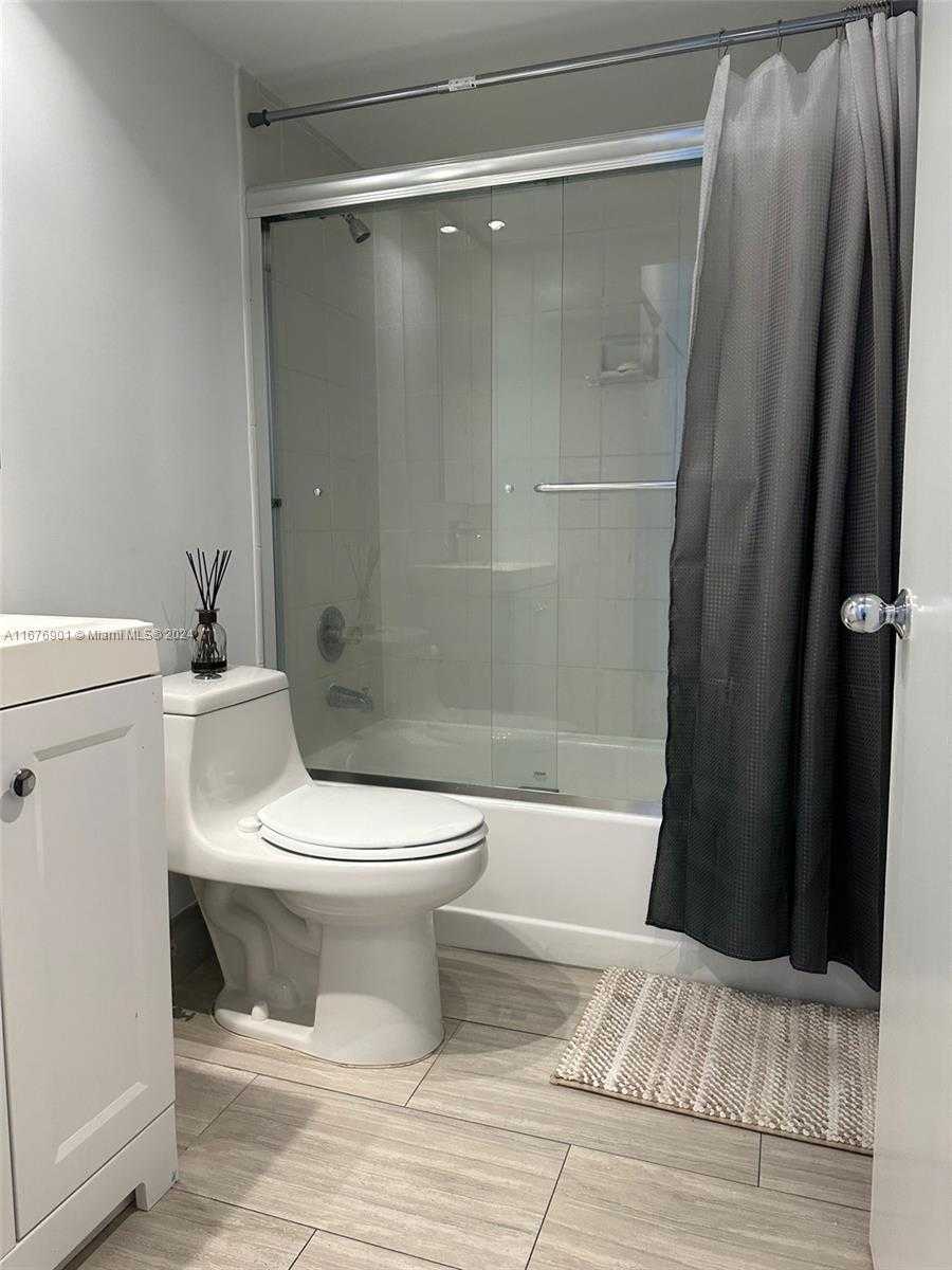 Small Image of 3300 NORTH EAST 192ND ST #414, Aventura Number 27