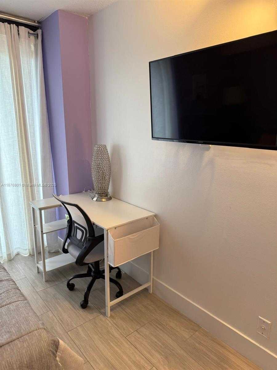 Small Image of 3300 NORTH EAST 192ND ST #414, Aventura Number 34