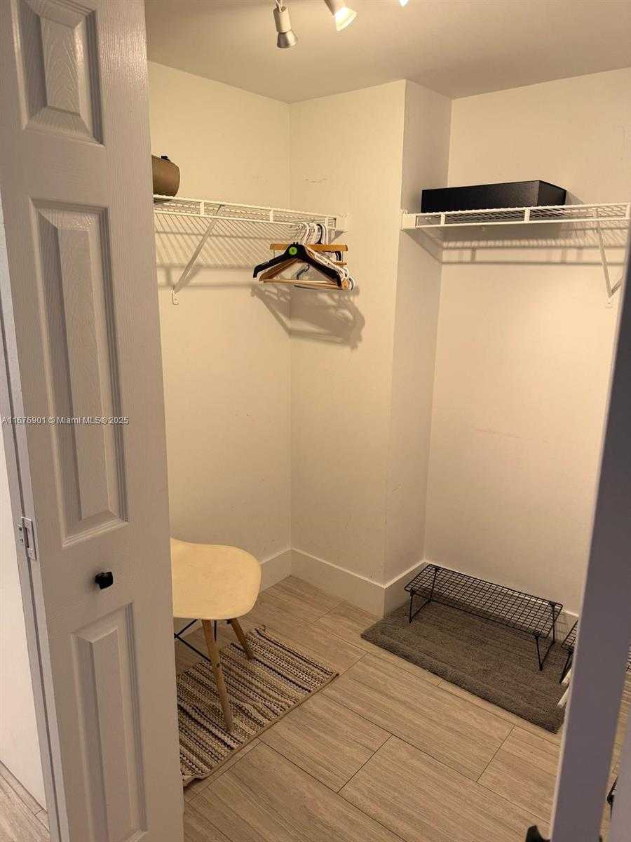 Small Image of 3300 NORTH EAST 192ND ST #414, Aventura Number 39