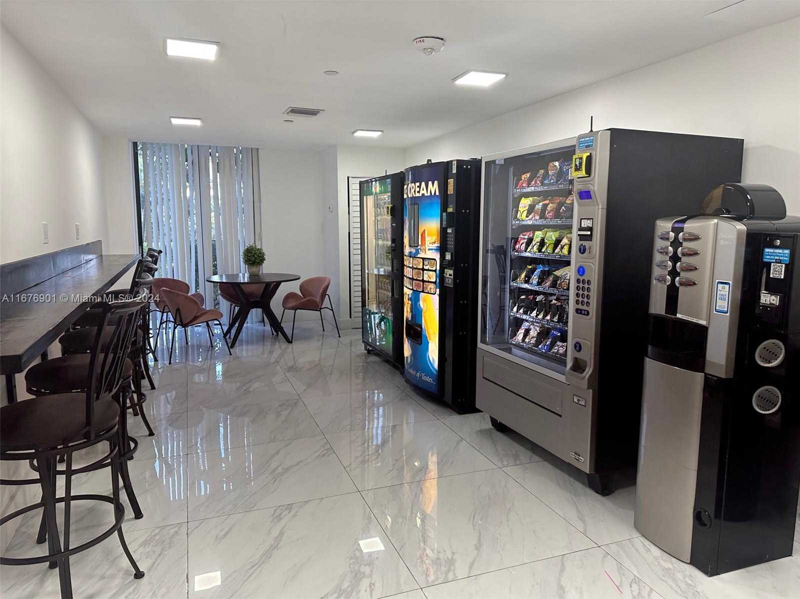 Small Image of 3300 NORTH EAST 192ND ST #414, Aventura Number 4
