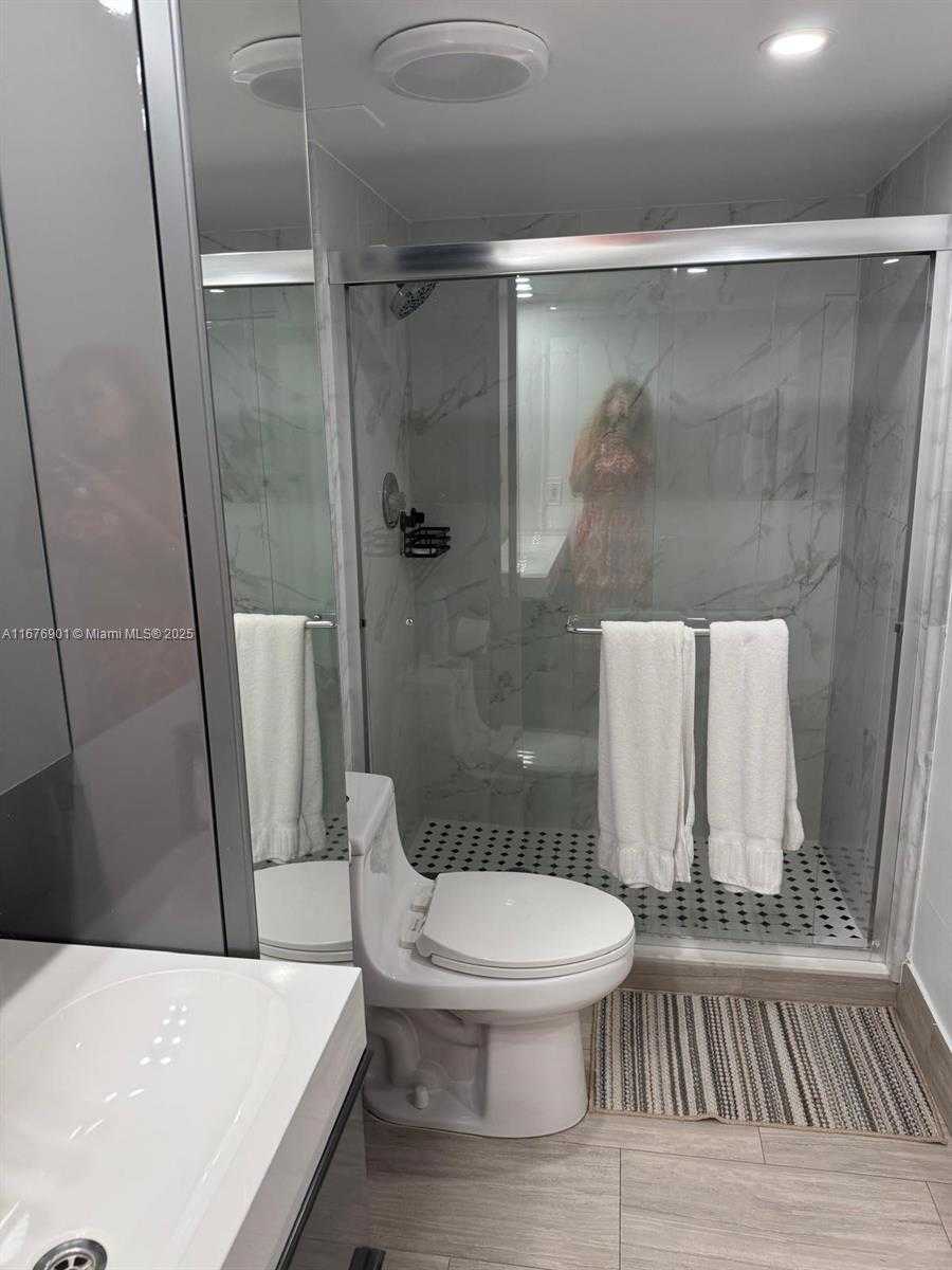 Small Image of 3300 NORTH EAST 192ND ST #414, Aventura Number 40