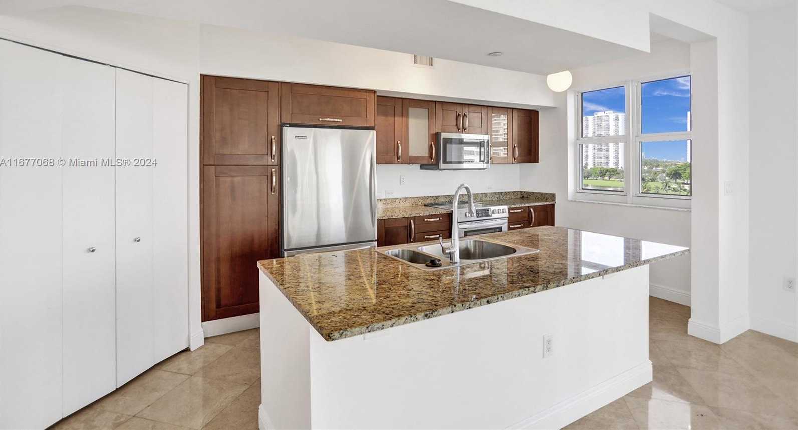 Small Image of 20000 EAST COUNTRY CLUB DR #616, Aventura Number 11