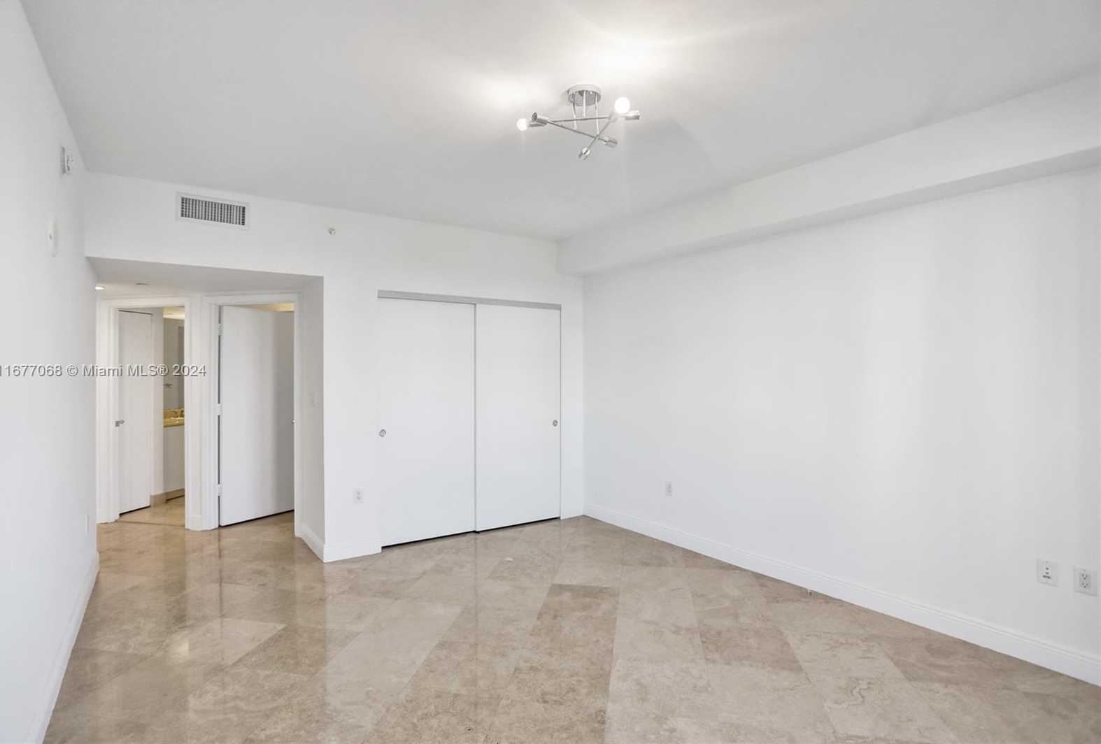 Small Image of 20000 EAST COUNTRY CLUB DR #616, Aventura Number 15