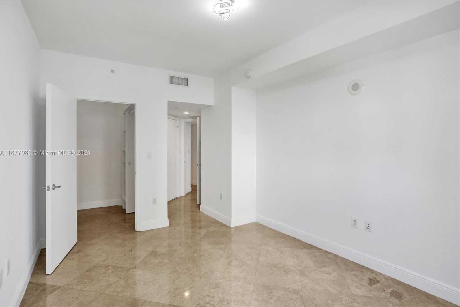Small Image of 20000 EAST COUNTRY CLUB DR #616, Aventura Number 21
