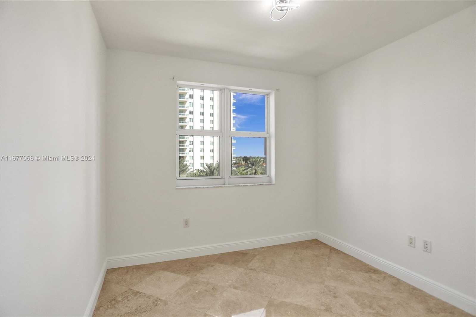 Small Image of 20000 EAST COUNTRY CLUB DR #616, Aventura Number 27