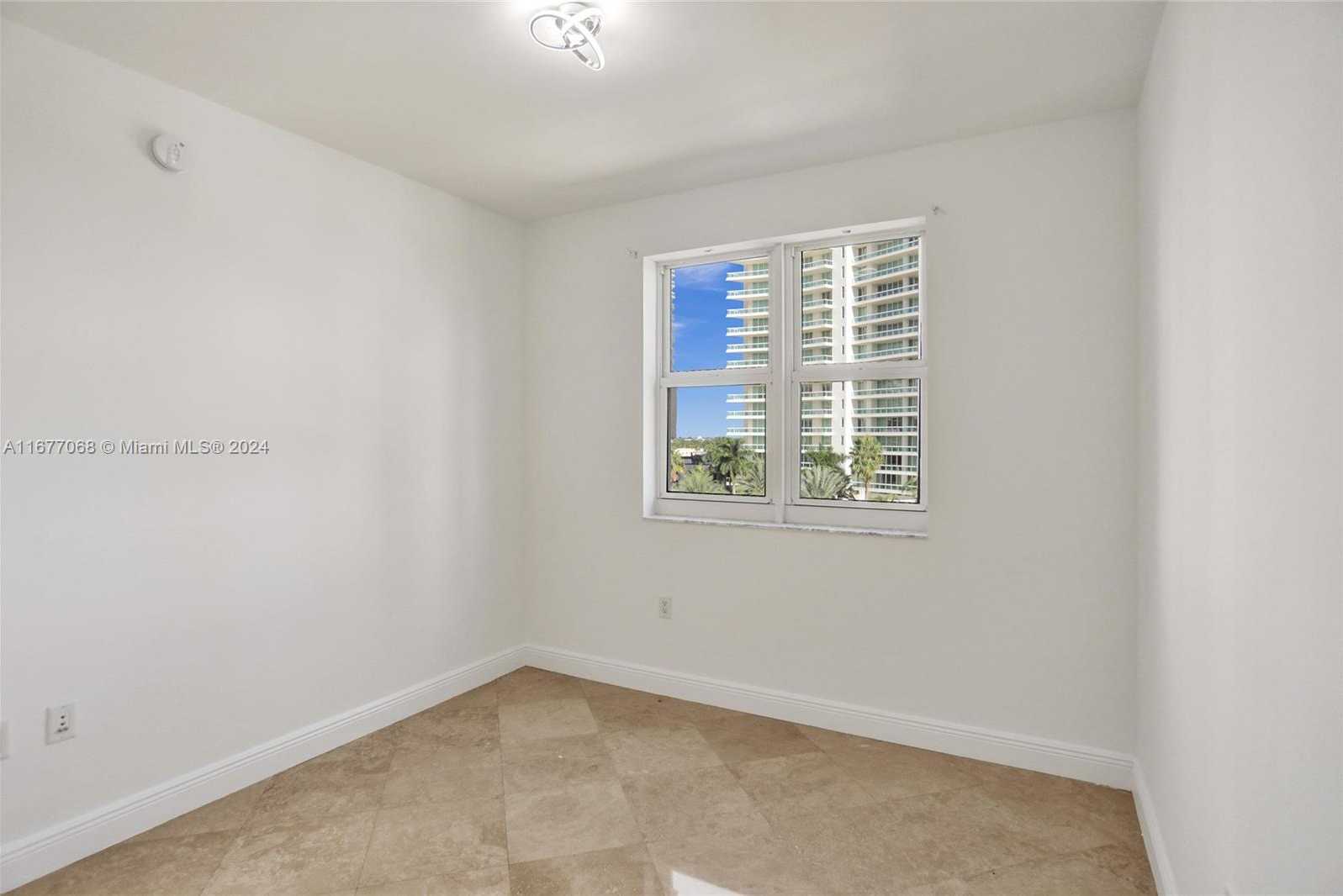 Small Image of 20000 EAST COUNTRY CLUB DR #616, Aventura Number 28