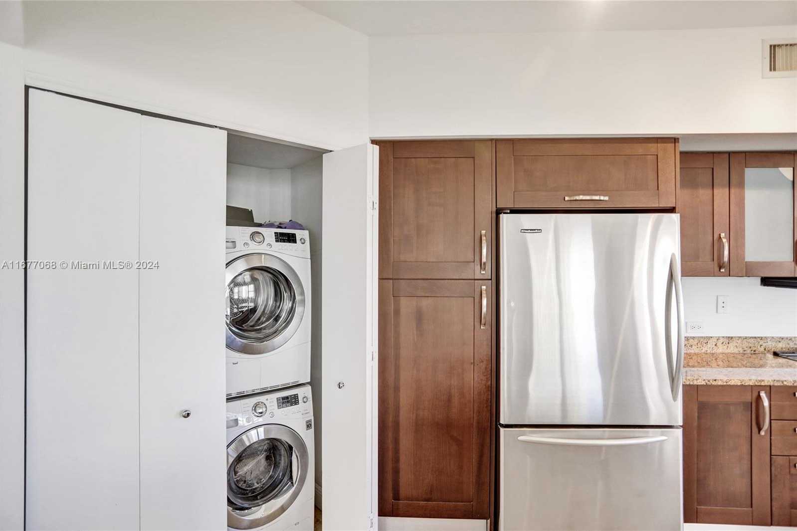 Small Image of 20000 EAST COUNTRY CLUB DR #616, Aventura Number 32