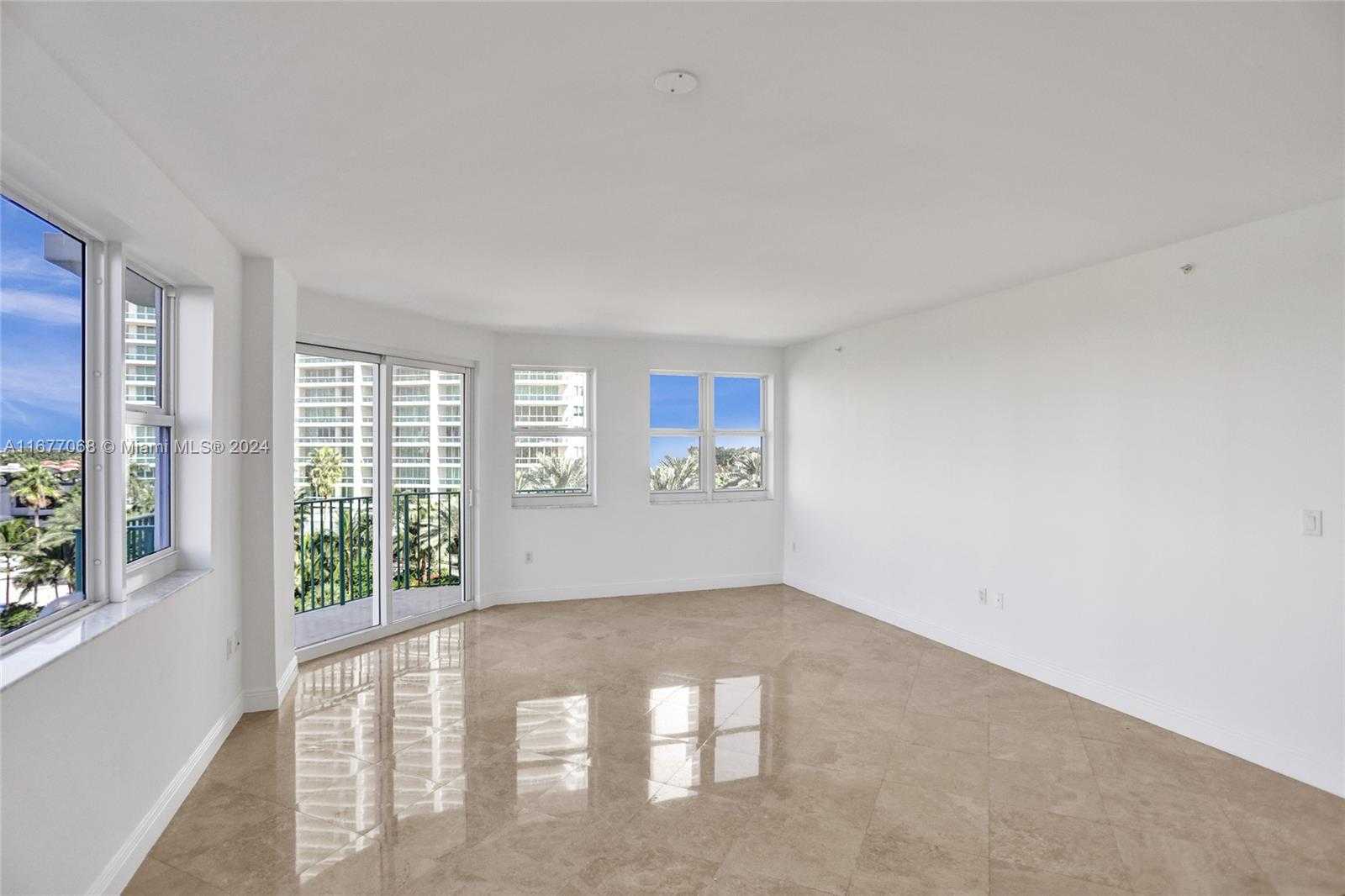 Small Image of 20000 EAST COUNTRY CLUB DR #616, Aventura Number 7