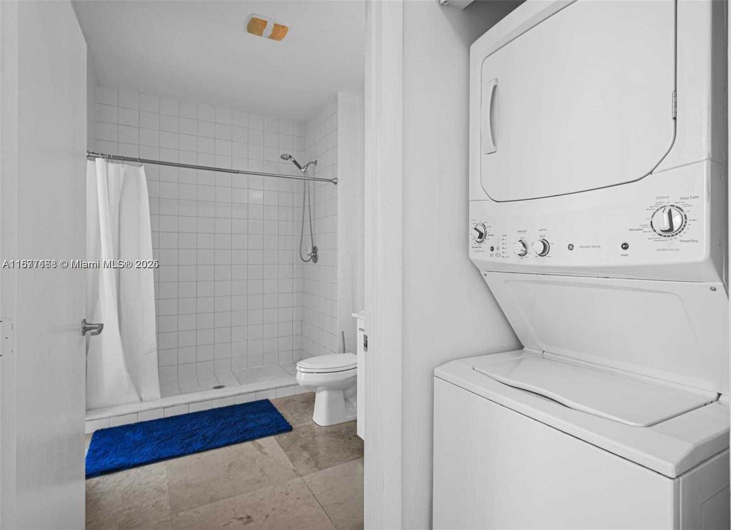 Small Image of 888 BISCAYNE BLVD #4401, Miami Number 32