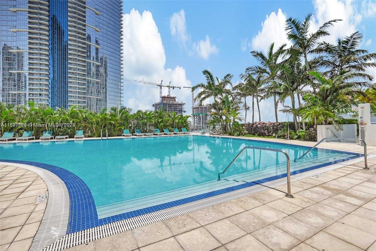 Small Image of 888 BISCAYNE BLVD #4401, Miami Number 34