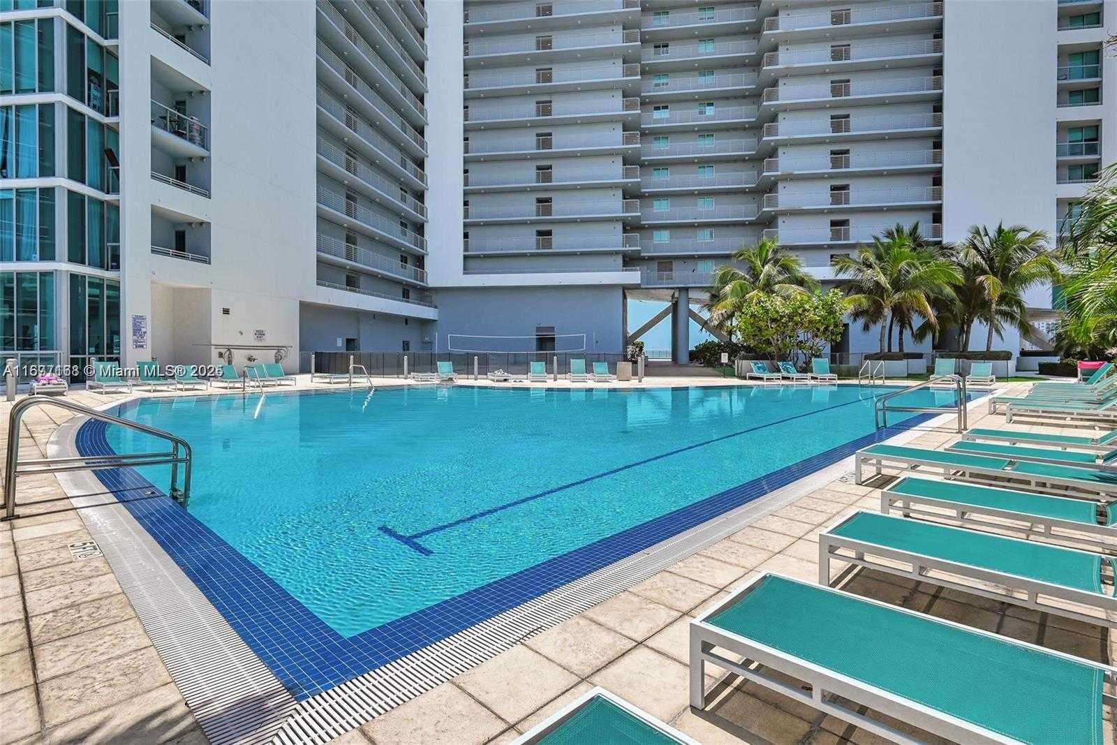 Small Image of 888 BISCAYNE BLVD #4401, Miami Number 41