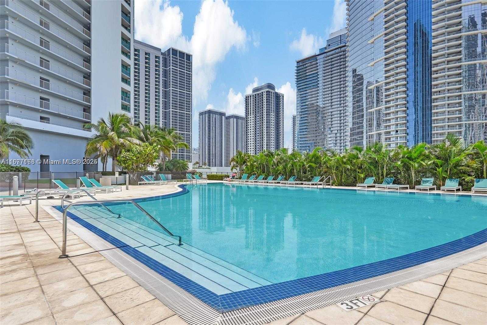 Small Image of 888 BISCAYNE BLVD #4401, Miami Number 45