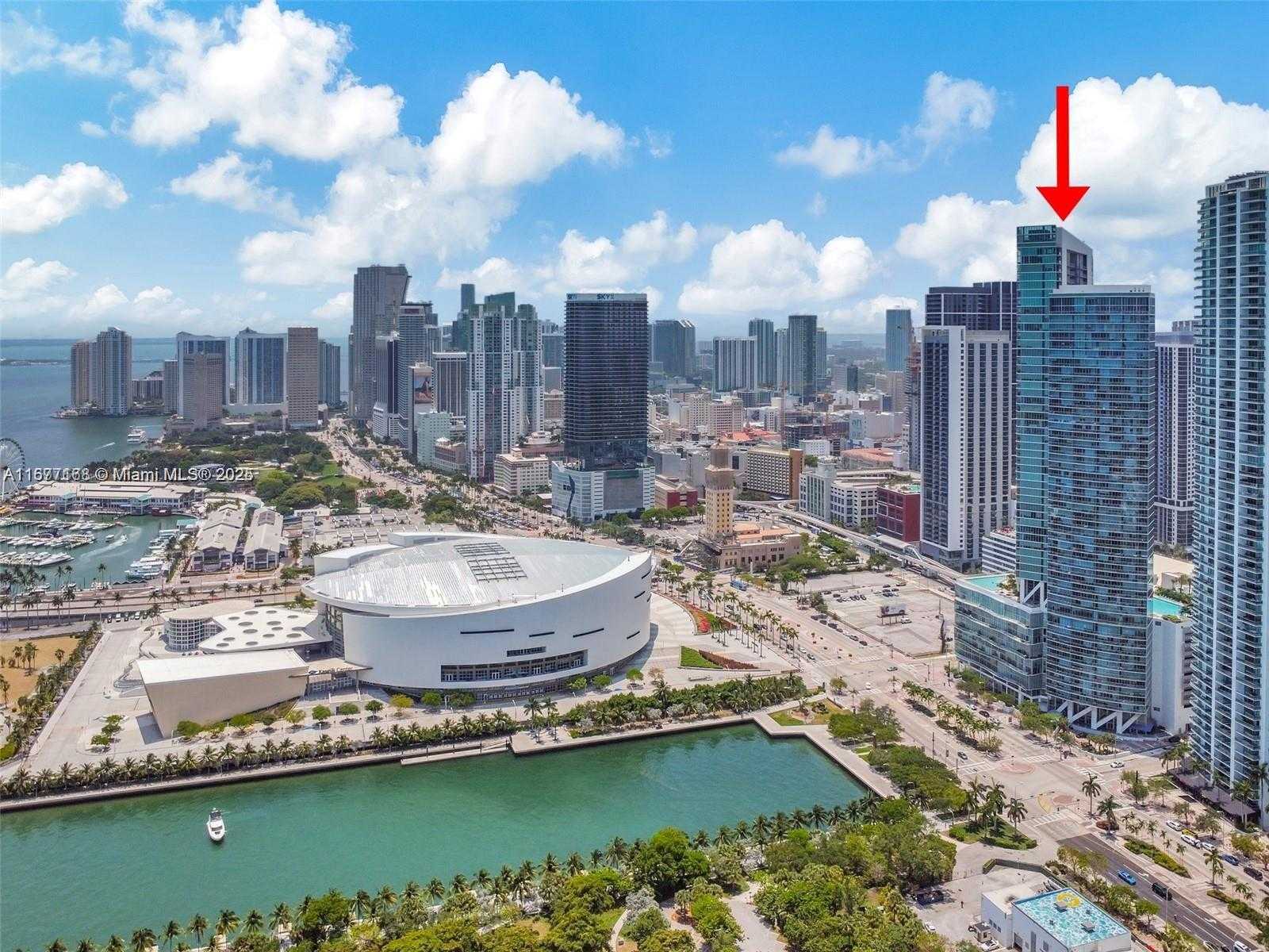 Small Image of 888 BISCAYNE BLVD #4401, Miami Number 51