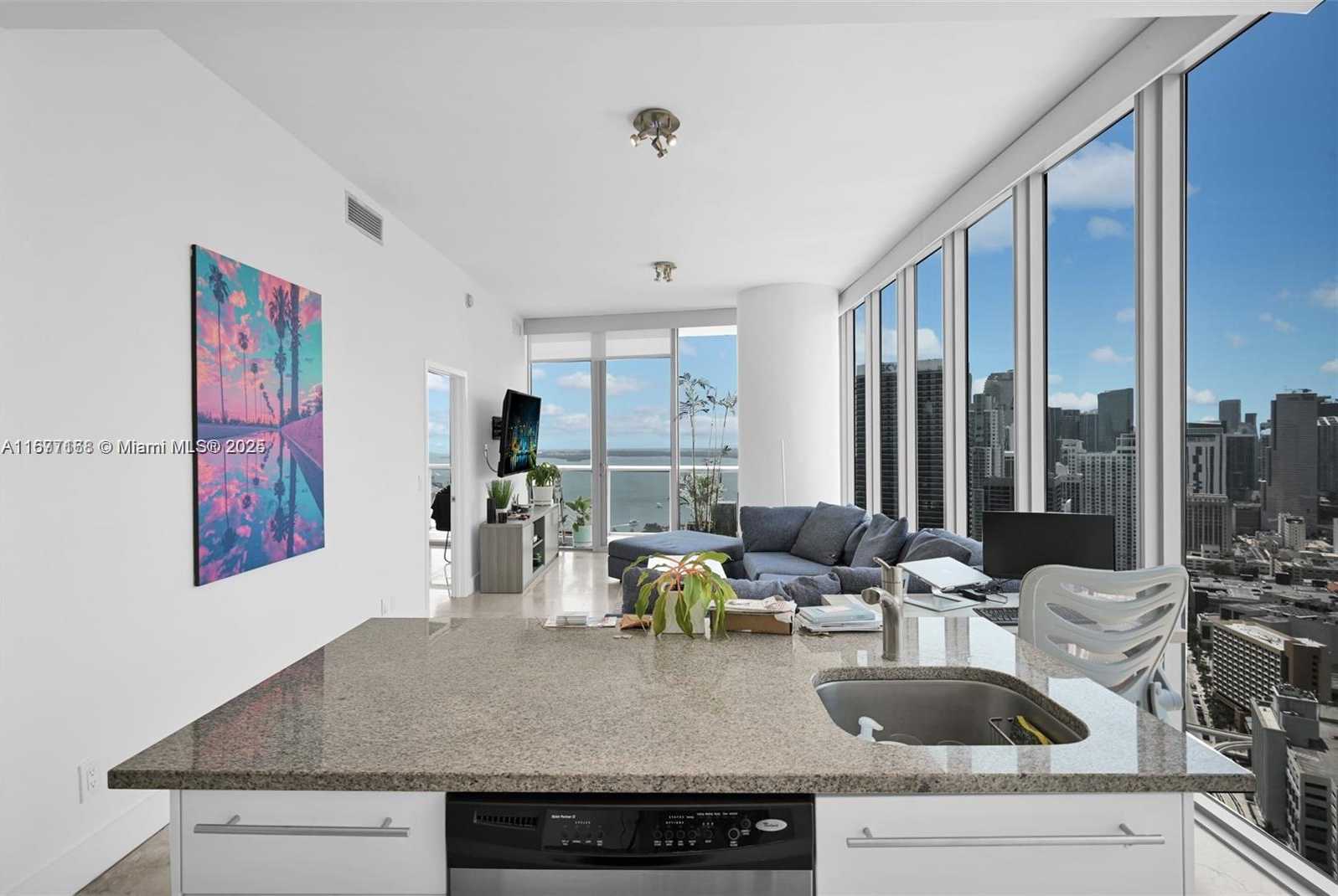Small Image of 888 BISCAYNE BLVD #4401, Miami Number 6