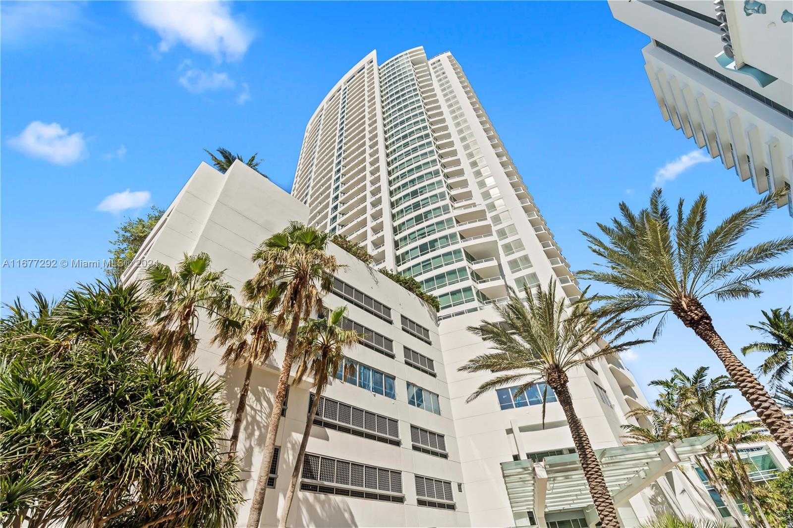 Small Image of 4401 COLLINS AVE #915, Miami Beach Number 30