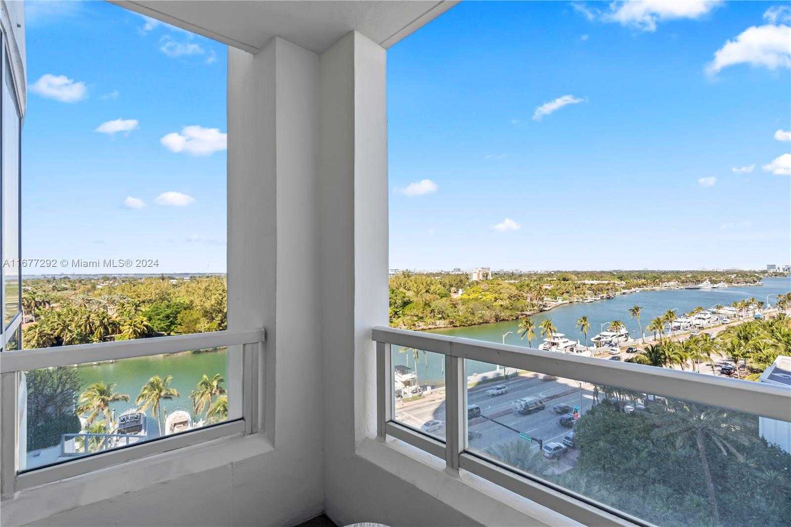 Small Image of 4401 COLLINS AVE #915, Miami Beach Number 6