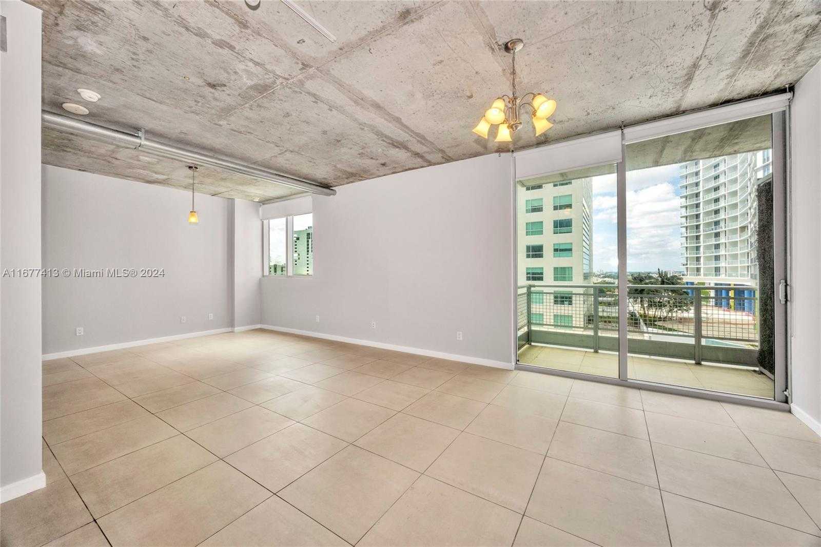 Small Image of 690 SOUTH WEST 1ST CT #1730, Miami Number 12