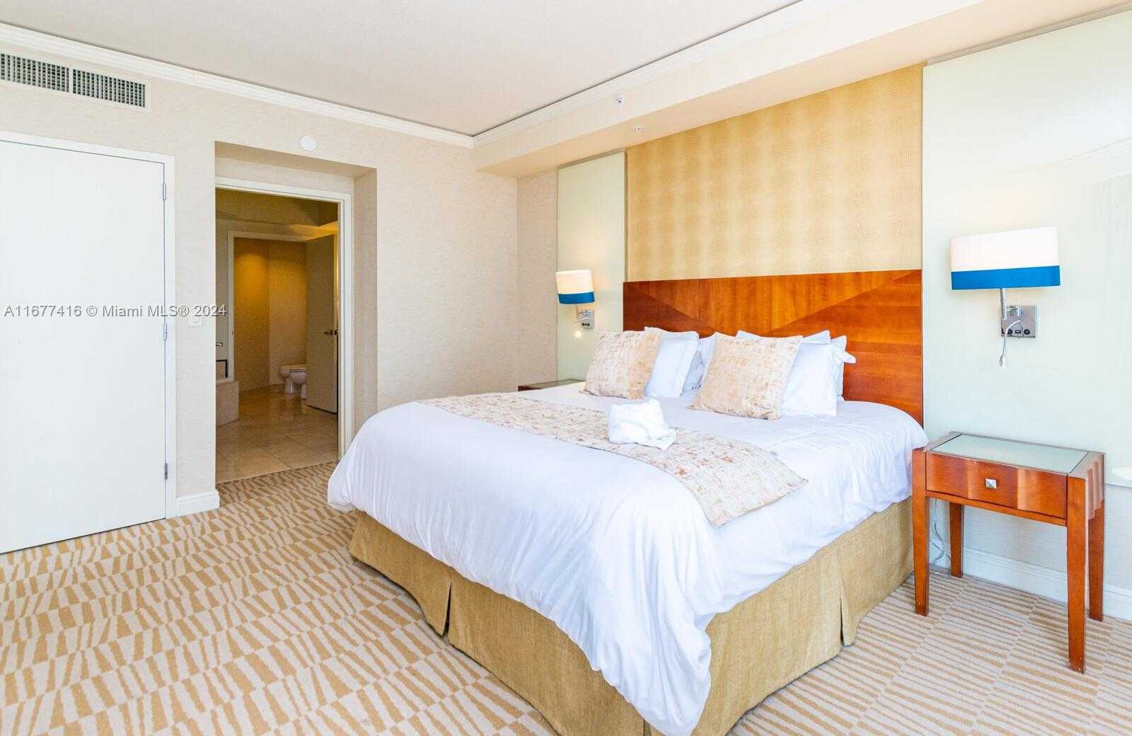 Small Image of 18001 COLLINS AVE #1414, Sunny Isles Beach Number 36