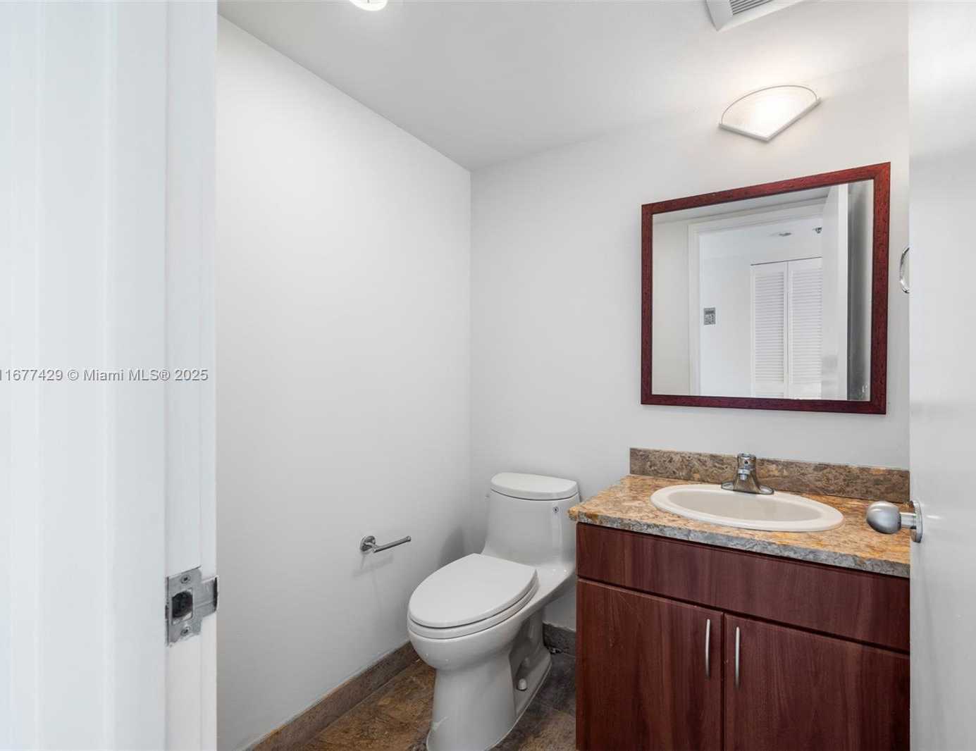 Small Image of 1627 BRICKELL AVE #1906, Miami Number 22