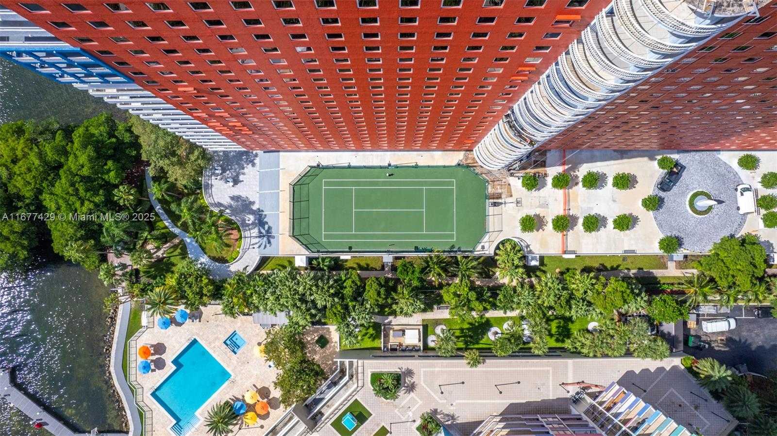 Small Image of 1627 BRICKELL AVE #1906, Miami Number 43