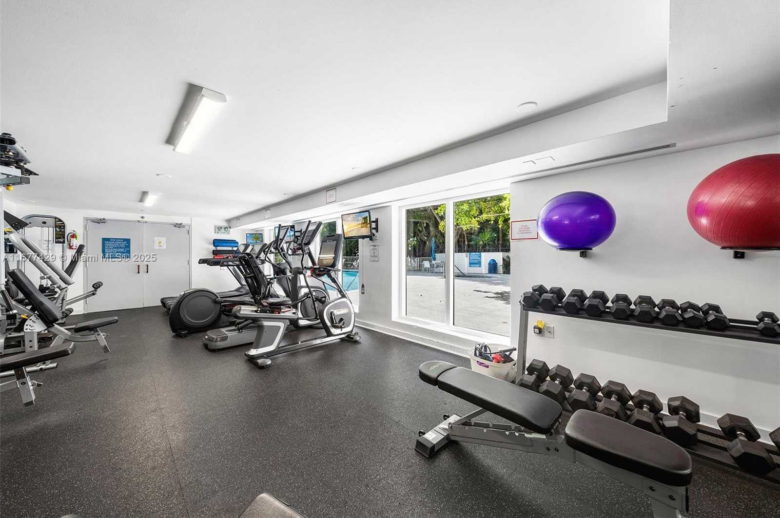 Small Image of 1627 BRICKELL AVE #1906, Miami Number 45