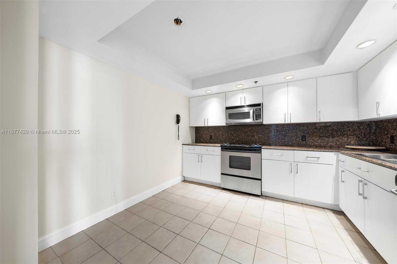 Small Image of 1627 BRICKELL AVE #1906, Miami Number 5