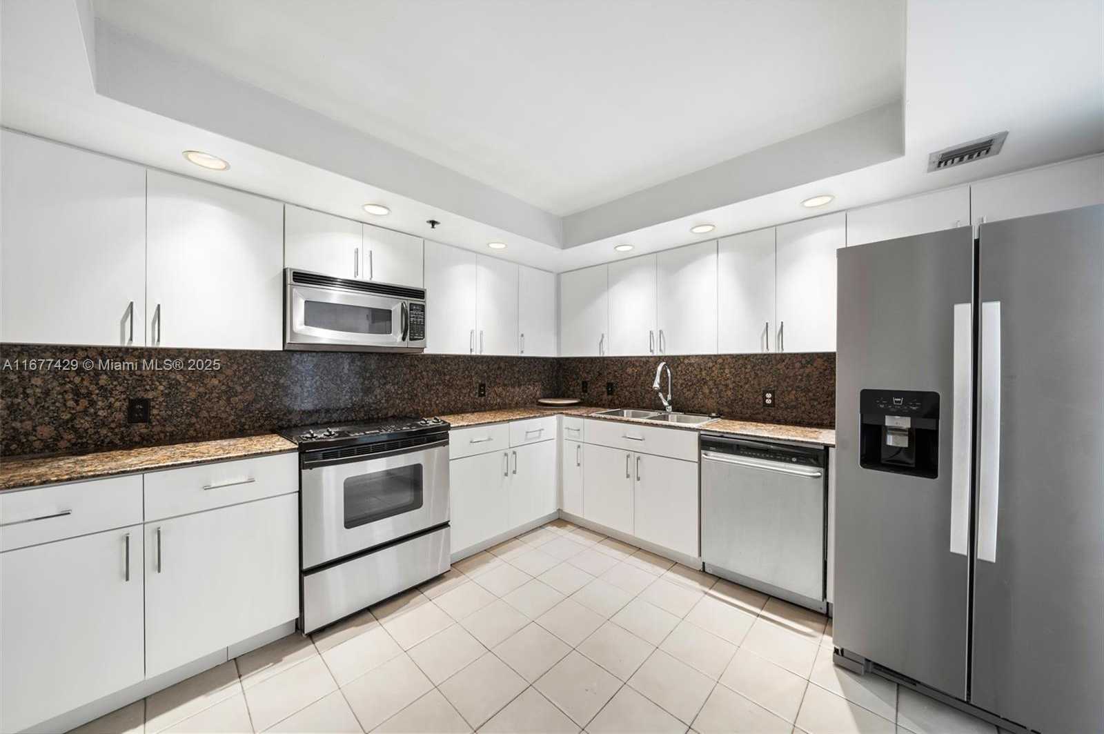 Small Image of 1627 BRICKELL AVE #1906, Miami Number 6