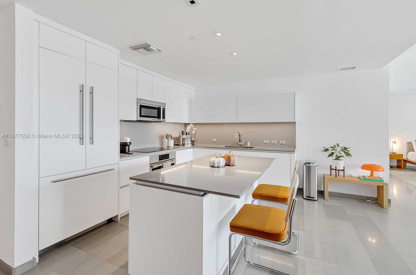 Small Image of 88 SOUTH WEST 7TH ST #1710, Miami Number 2