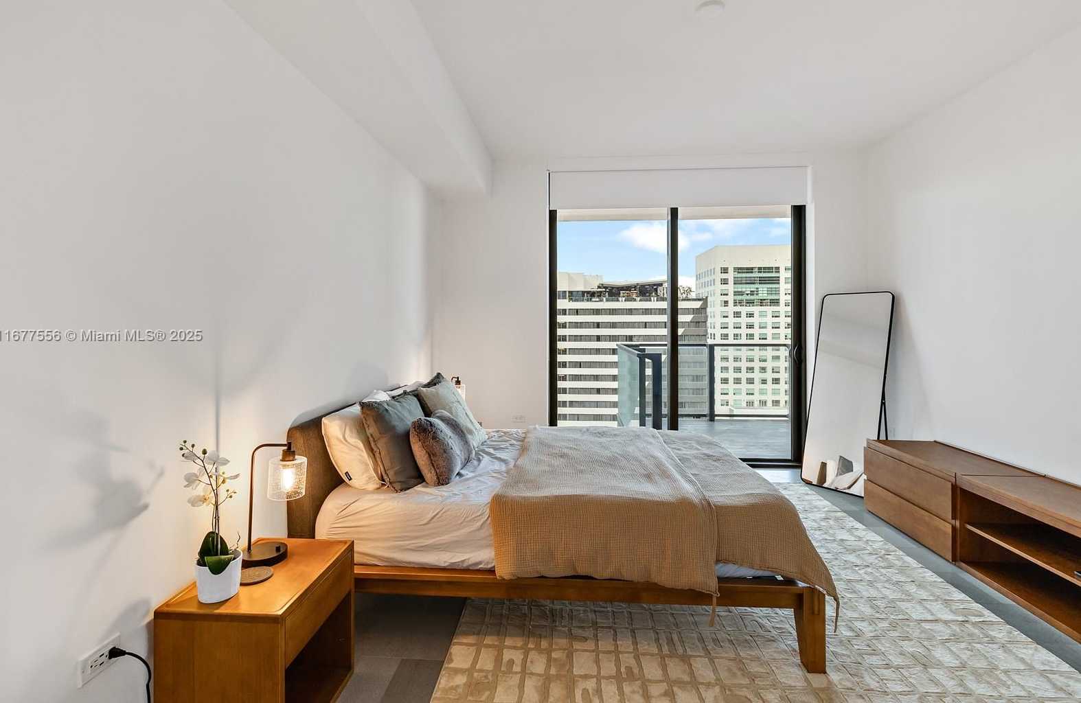 Small Image of 88 SOUTH WEST 7TH ST #1710, Miami Number 34