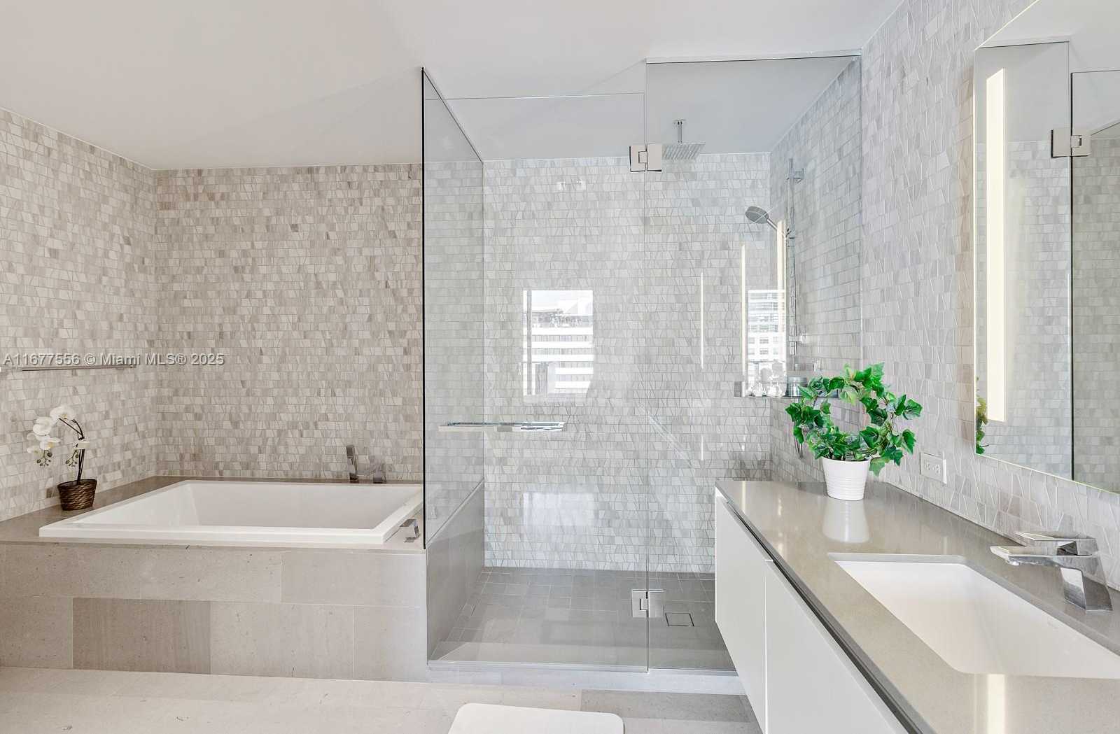 Small Image of 88 SOUTH WEST 7TH ST #1710, Miami Number 35