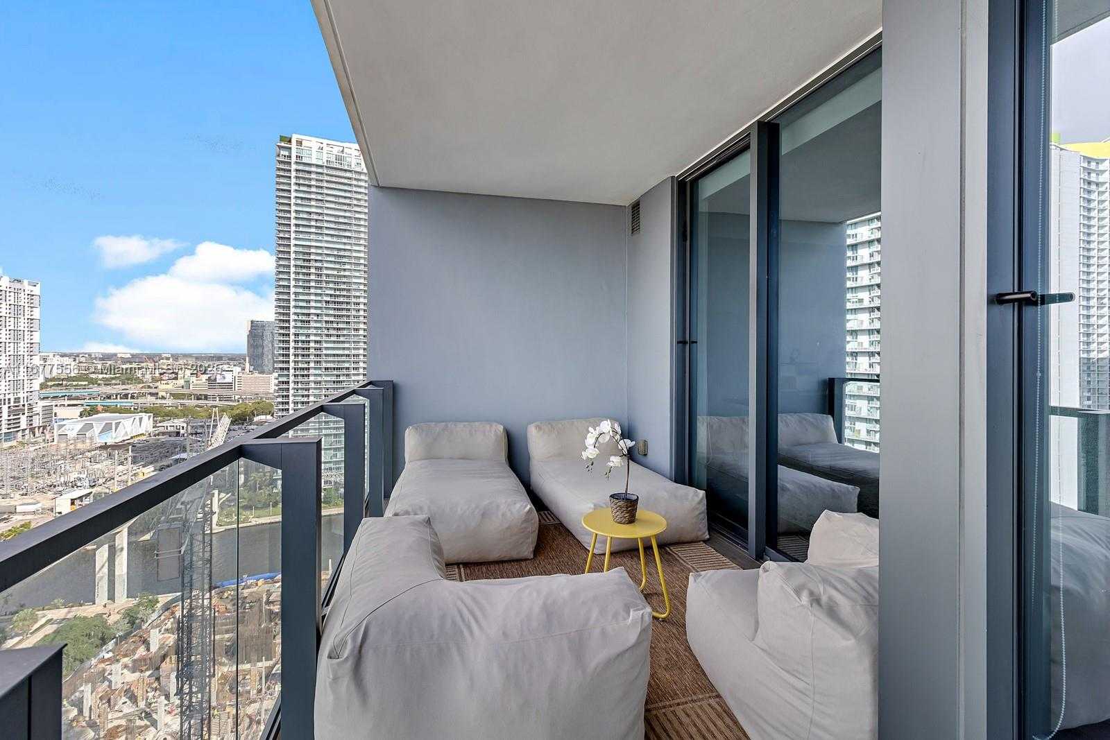 Small Image of 88 SOUTH WEST 7TH ST #1710, Miami Number 39