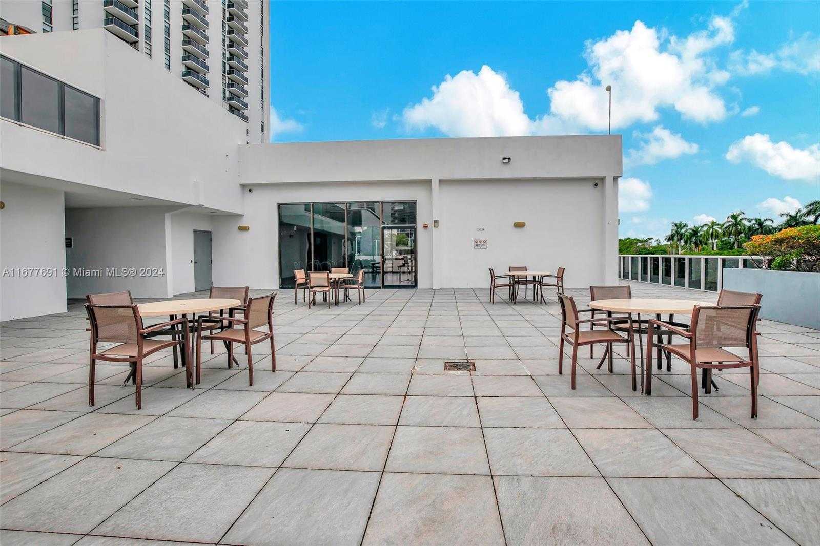 Small Image of 3675 NORTH COUNTRY CLUB DR #206, Aventura Number 24