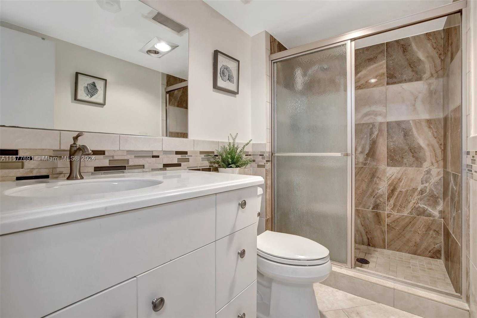 Small Image of 3675 NORTH COUNTRY CLUB DR #206, Aventura Number 8