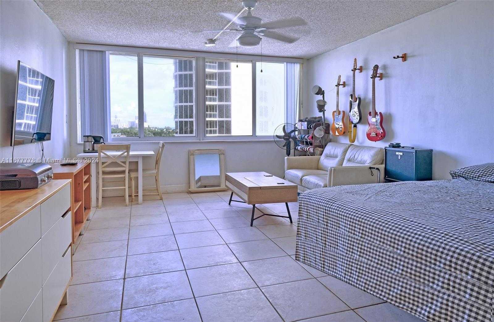 Small Image of 19201 COLLINS AVE #630, Sunny Isles Beach Number 22