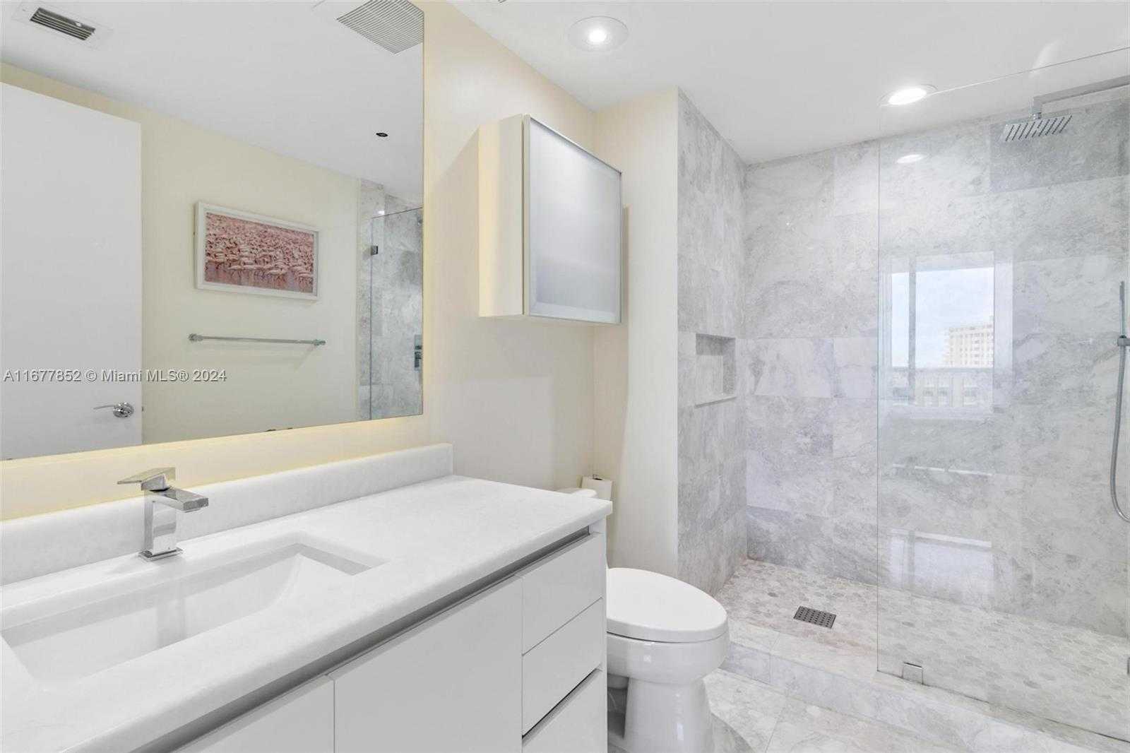 Small Image of 1800 SOUTH OCEAN DR #1208, Hallandale Beach Number 17