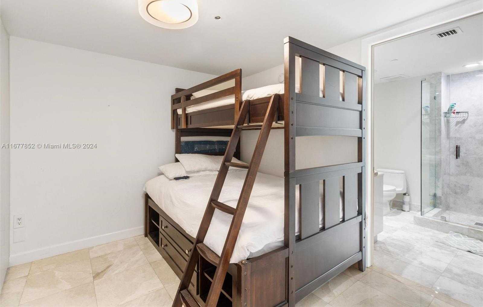 Small Image of 1800 SOUTH OCEAN DR #1208, Hallandale Beach Number 19