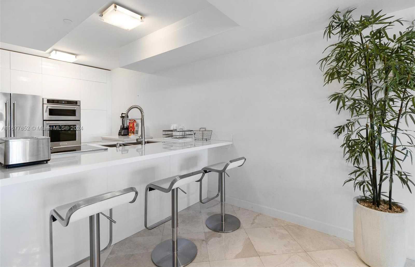 Small Image of 1800 SOUTH OCEAN DR #1208, Hallandale Beach Number 6