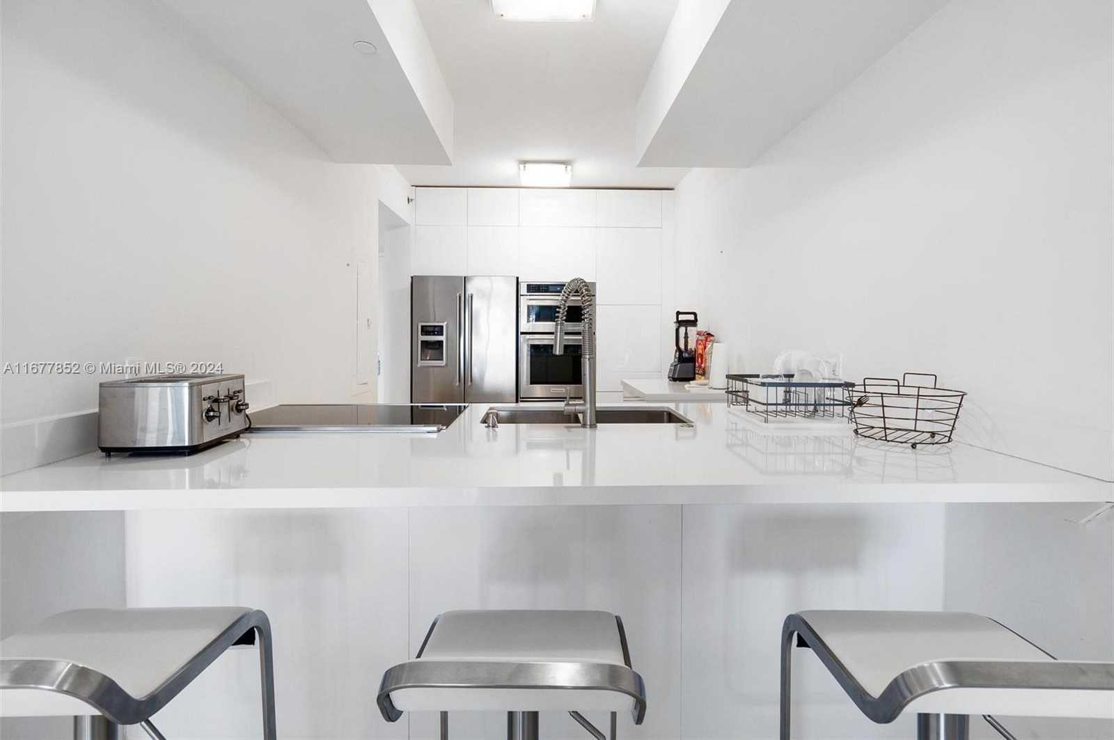 Small Image of 1800 SOUTH OCEAN DR #1208, Hallandale Beach Number 8