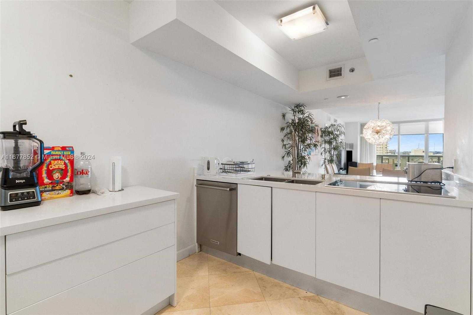 Small Image of 1800 SOUTH OCEAN DR #1208, Hallandale Beach Number 9
