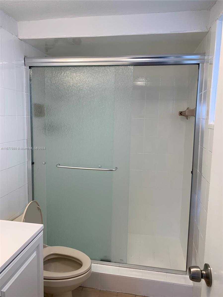 Small Image of 251 GALEN DR #204E, Key Biscayne Number 11