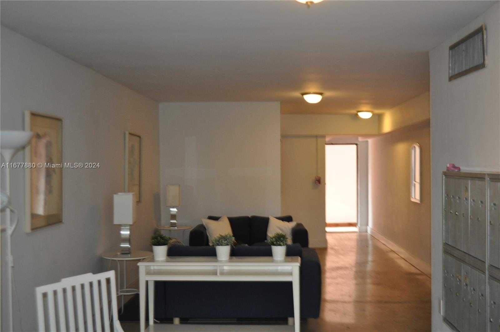 Small Image of 251 GALEN DR #204E, Key Biscayne Number 20