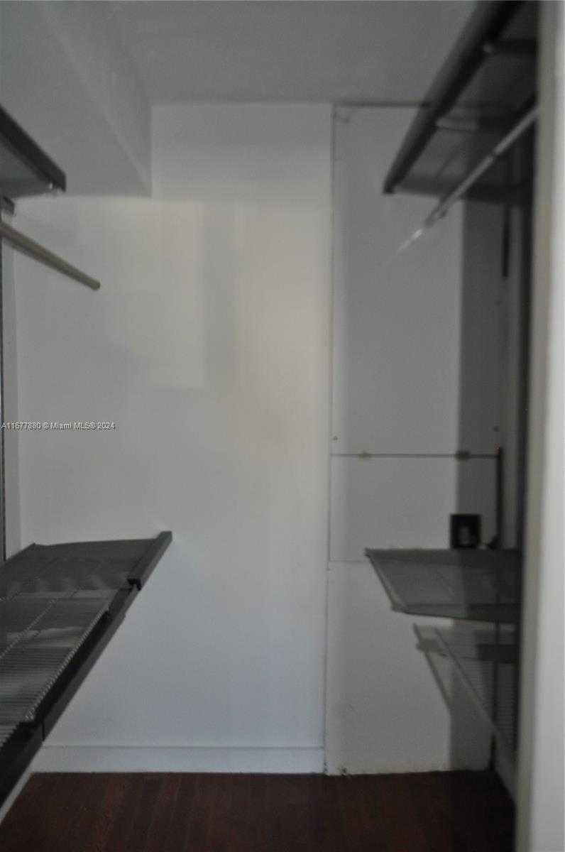 Small Image of 251 GALEN DR #204E, Key Biscayne Number 9