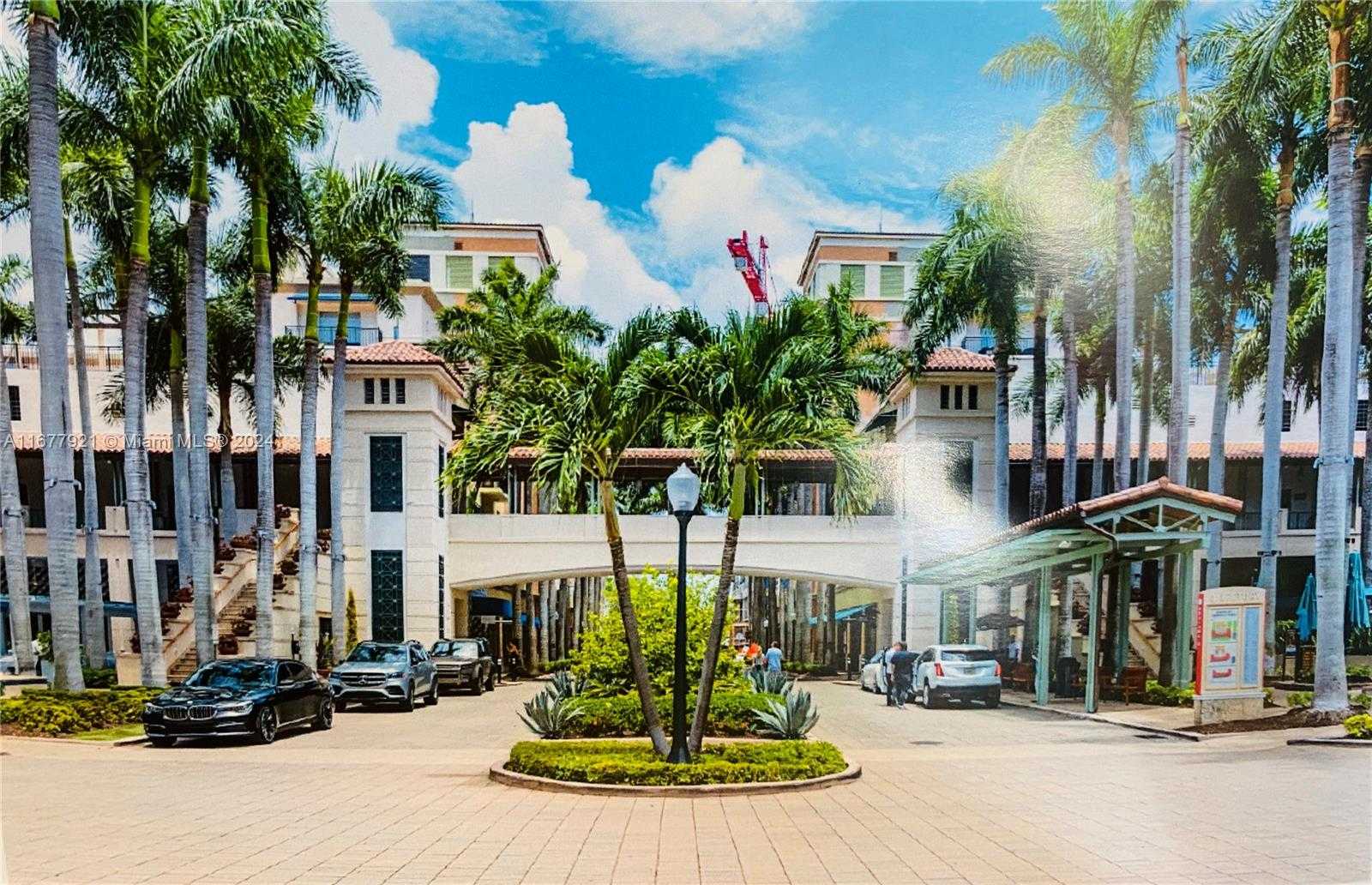 Small Image of 351 SAN LORENZO AVE #508, Coral Gables Number 2